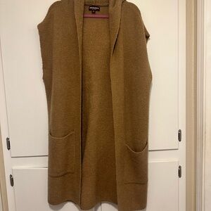 Johnston & Murphy Women's Brown Sleeveless Cardigan